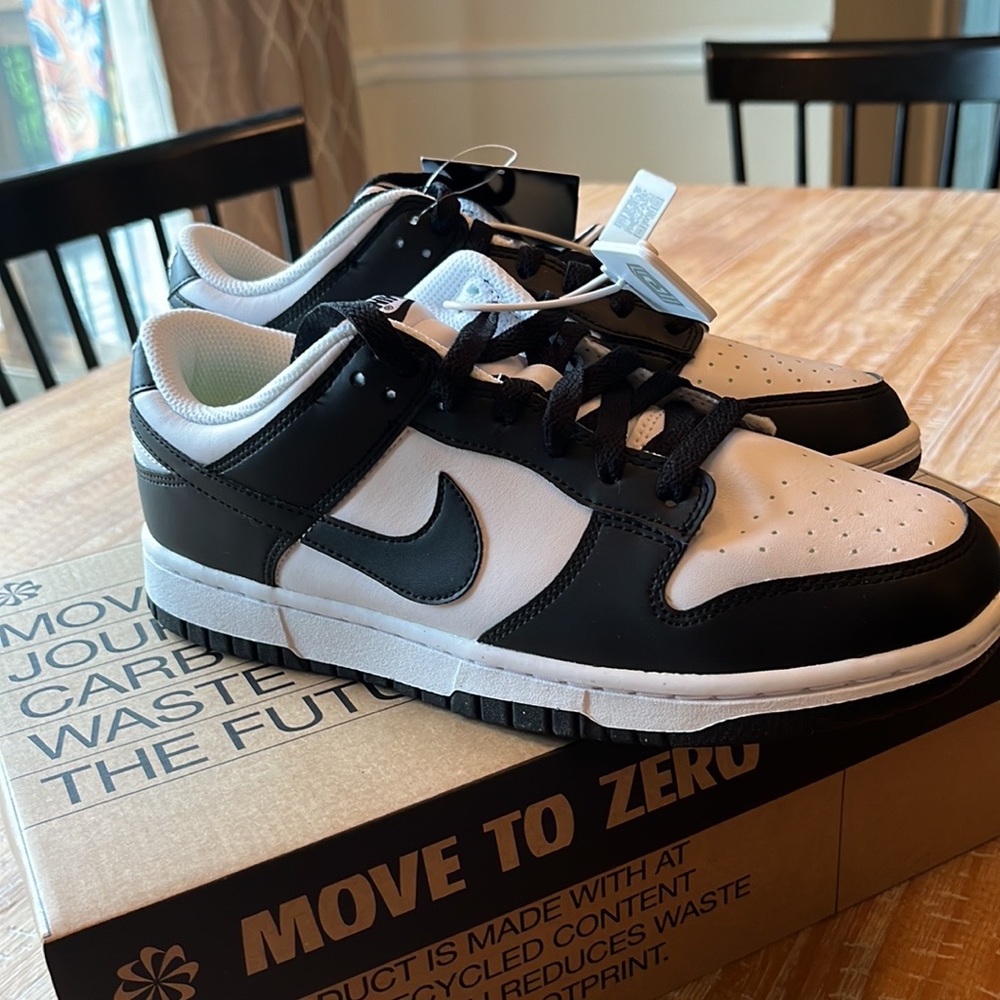 Nike Dunk Low Next Nature - size 9